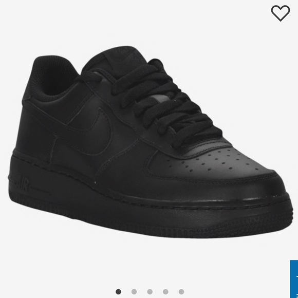 black air force size 4